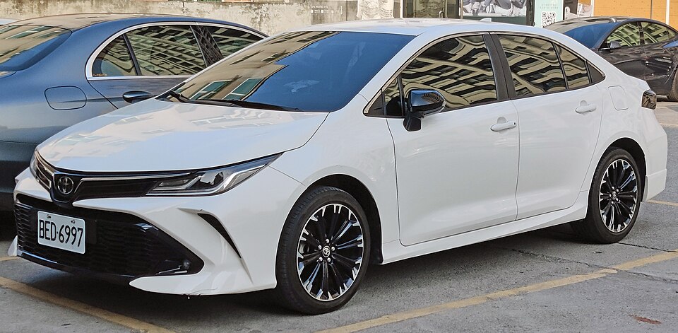 Toyota Corolla Altis Grande