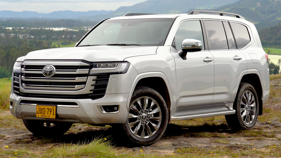 Toyota Land Cruiser LC300